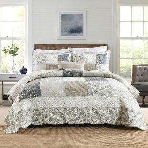 Yvooxny Quilt Set King Size Reversible Country Farmhouse Floral Real Patchwork Quilted Bedspread 3-Piece Quilt Set with Pillowcases with Ruffles for All Seasons, 96 x 108 Inches