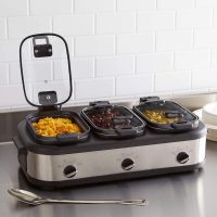 Amazon Basics Stainless Steel 3 x 2.5 Quarts Triple Slow Cooker, Brushed Stainless Steel (Previously AmazonCommercial brand) - Image 5