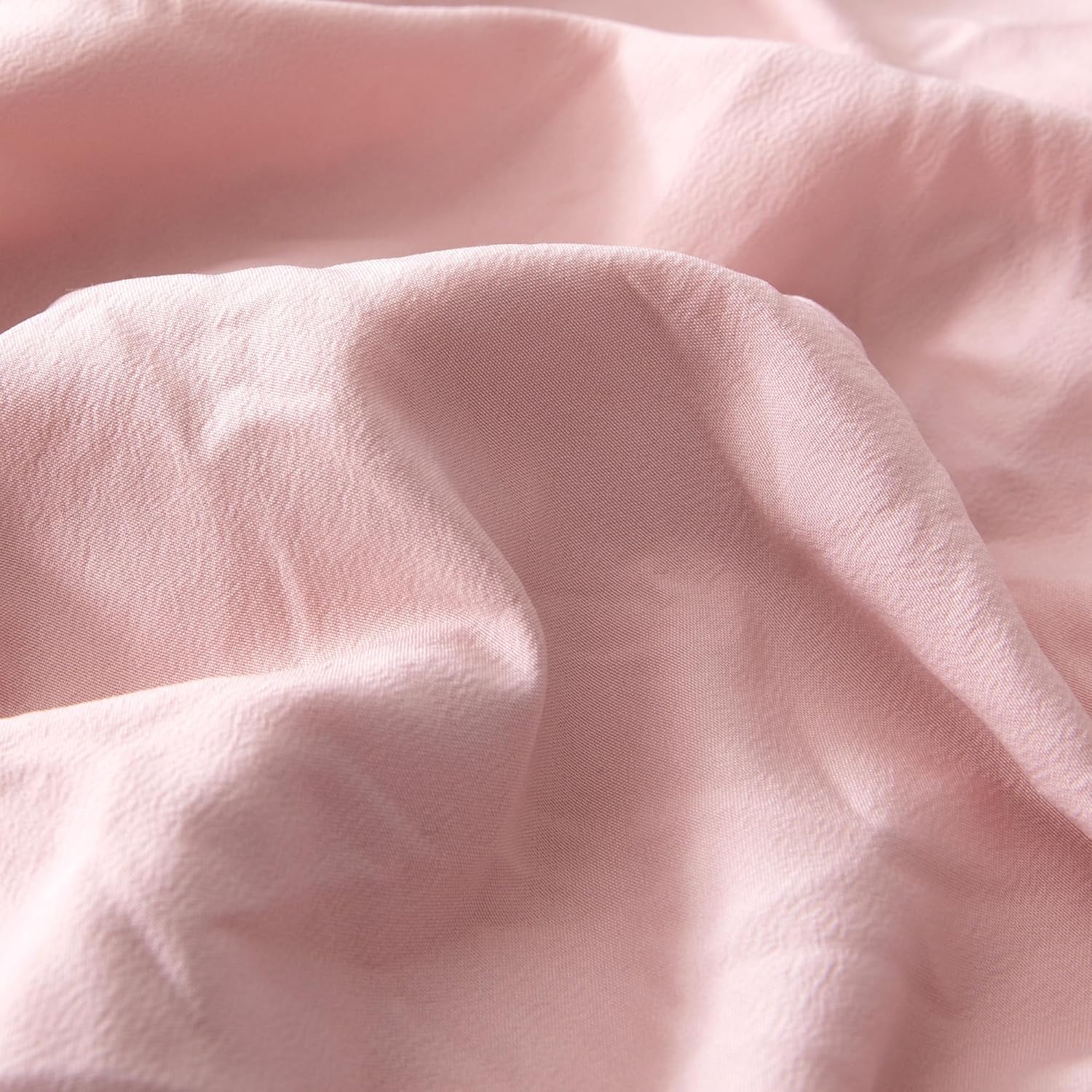 Amazon Basics 7-Piece Kids' Bed-in-a-Bag, Jacquard Microfiber Bedding Set with Comforter, Sheets, Pillowcases and Pillow Covers, All-Season, Pink Tufted, Full/Queen - Image 6