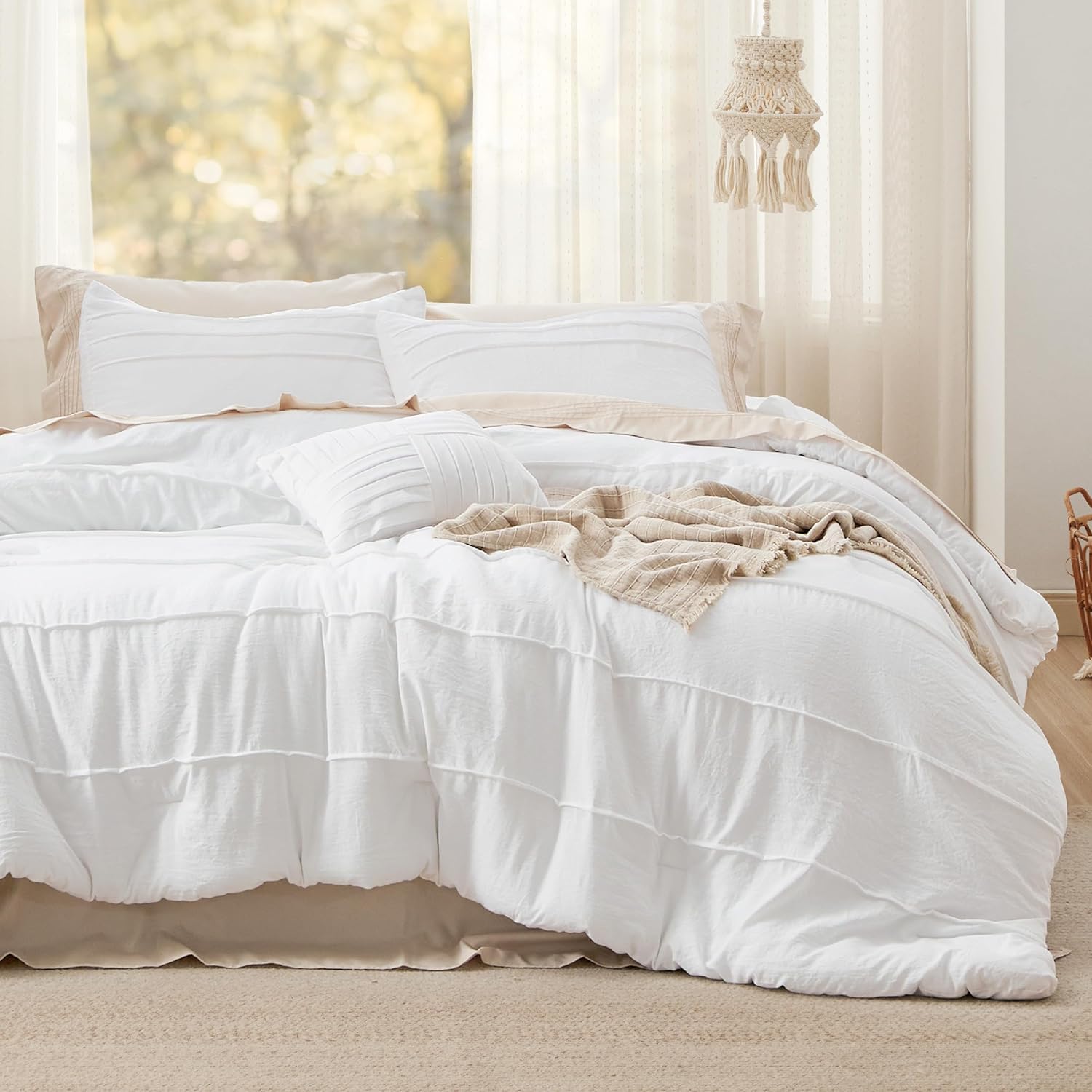 Bedsure White Queen Comforter Set - 4 Pieces Pinch Pleat Bed Set, Down Alternative Bedding Sets for All Season, 1 Comforter, 2 Pillowcases, 1 Decorative Pillow - Image 2