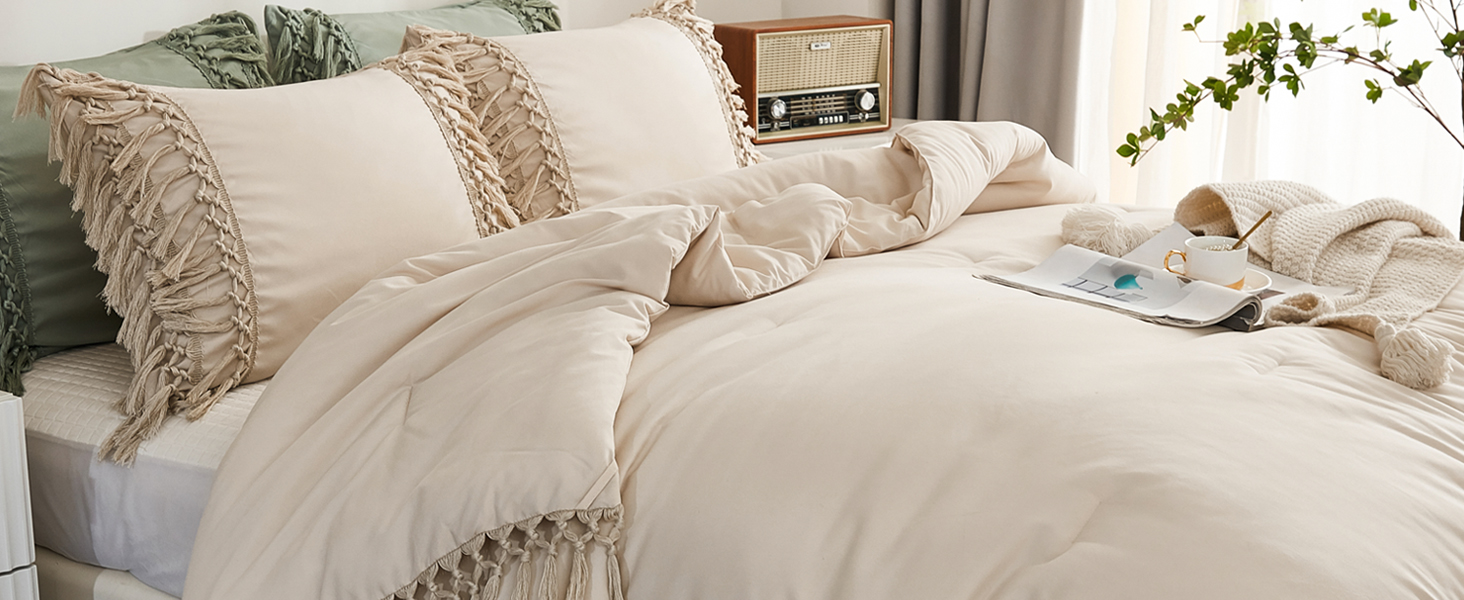 Boho Beige Tassel Comforter Set