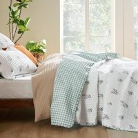 Bedsure Floral Quilt Queen Size - Reversible Botanical Spring Flower Quilt Bedding Microfiber Lightweight Bedspread, Soft Coverlet for All Seasons (90"x96") - Image 3
