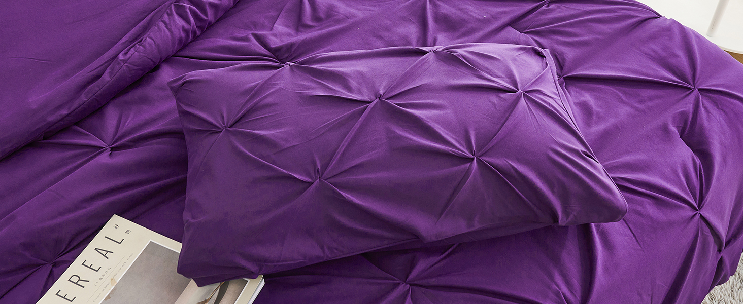 pinch pleating comforter set