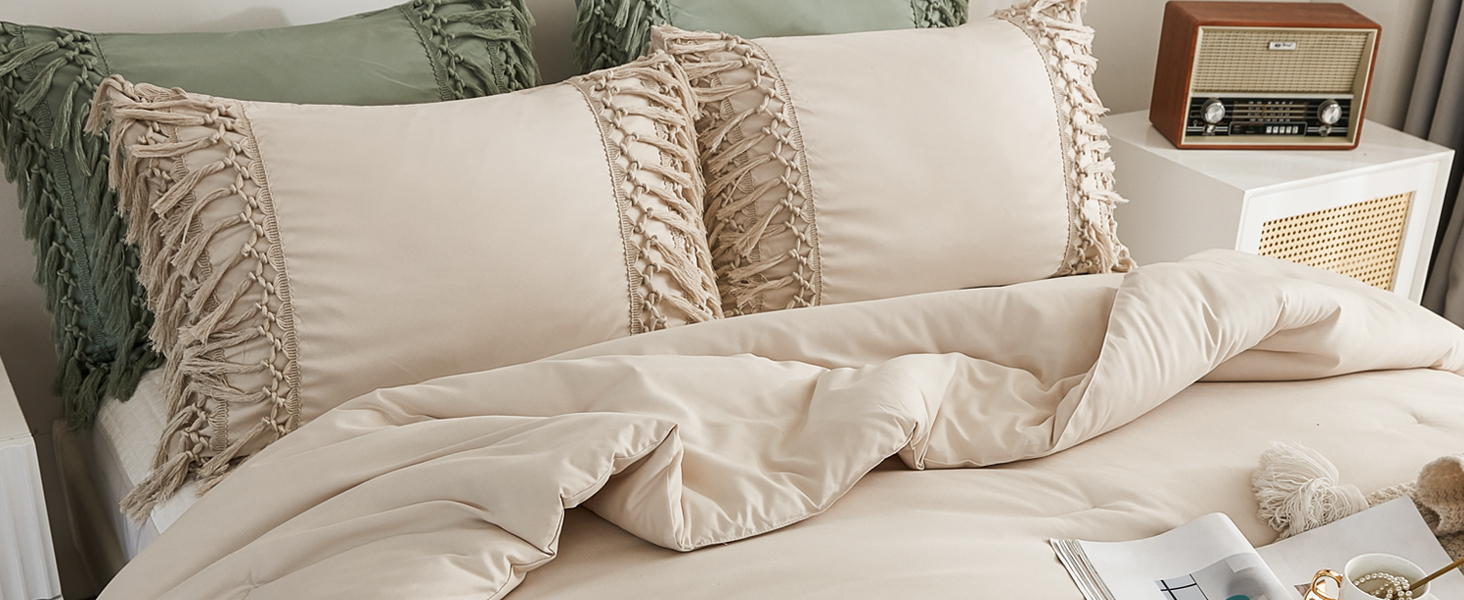 Boho Beige Tassel Comforter Set