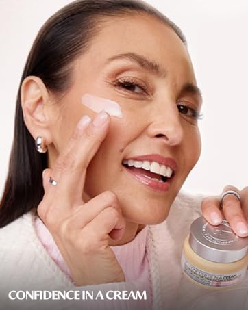 superhero waterproof mascara black longwear volumizing lengthening