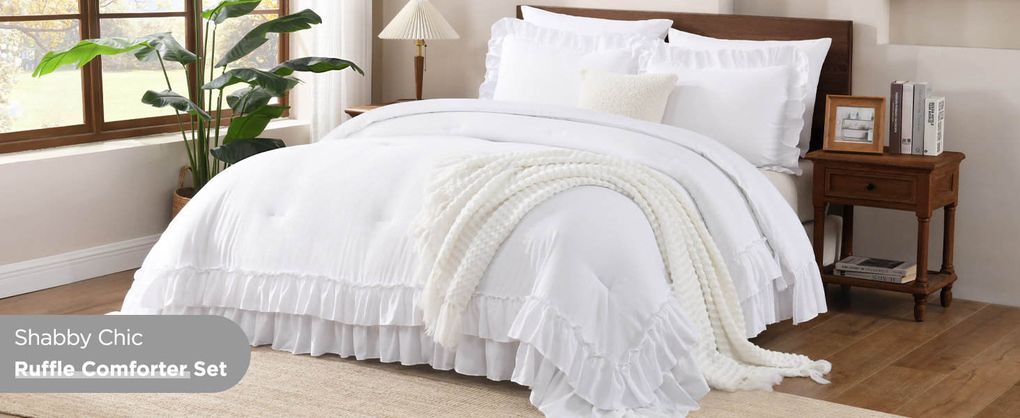 D Ruffle Comforter white