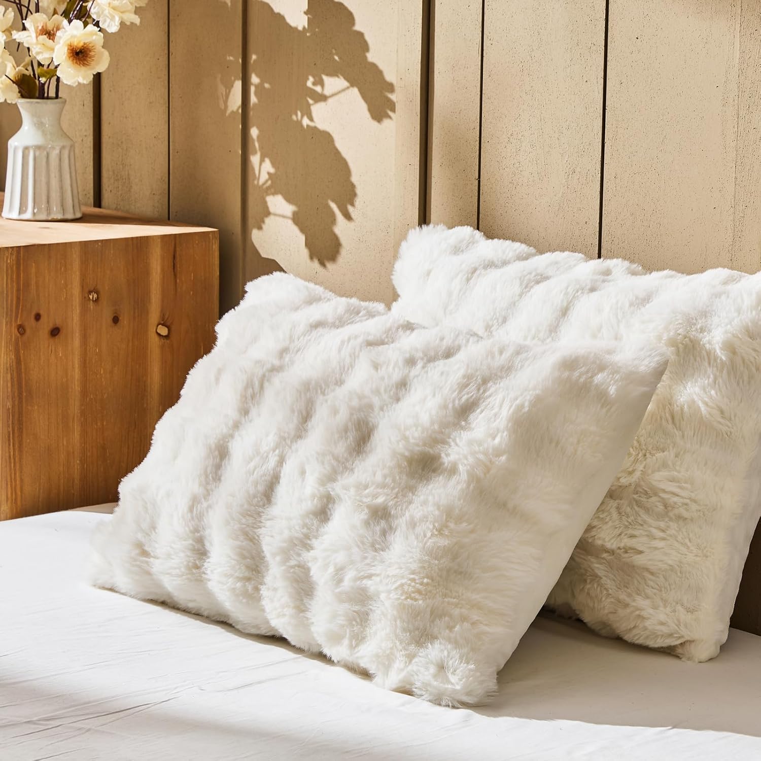 Lotus Karen Faux Fur Queen Comforter Set – Cream White Fluffy Comforter Queen Size, Big Bubble Faux Rabbit Fur Bedding Comforter Sets, Warm Cozy Fuzzy Bed Set 3 Pieces, 1 Comforter and 2 Pillowcases - Image 8