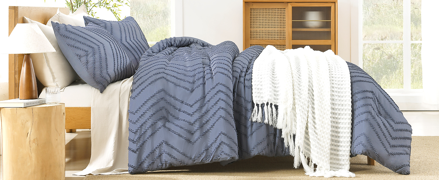 C Tufted Comforter Bluish Grey