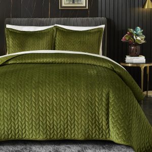 Ivellow Velvet Quilt King Size, Green Lightweight Bedspread Full Soft Reversible Coverlet for All Season 3Pcs Luxury Velvet Comforter with Brushed Microfiber Back Leaf Embroidered Quilted Bedding Set