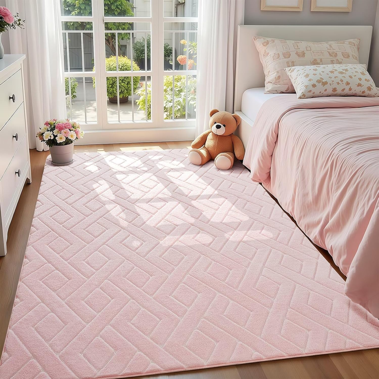Ultra Soft Pink Area Rug for Girls Bedroom, 4×6 Modern Geometric Shag Rugs with Nonslip Backing for Living Room, Washable Fuzzy Carpet for Cozy Kids Room Nursery
