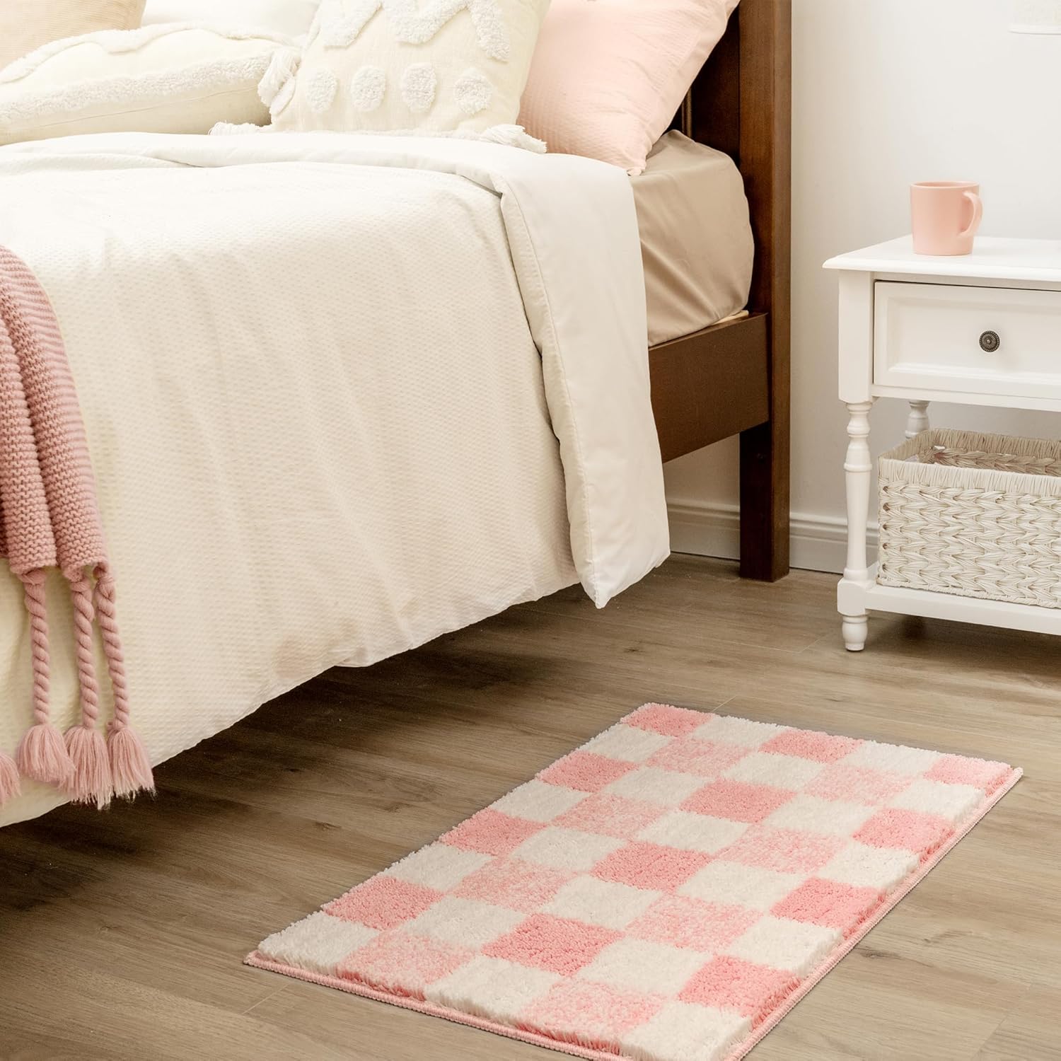 GRANNY SAYS Checkered Pink Bathroom Rugs Decor,32" x 20",Fluffy Rug, Absorbent Microfiber Ultra Soft Bath Mat Washable, Non-Slip Bath Mats for Bathroom, Cute Floor Mat for Tub, Shower, Bedroom - Image 8