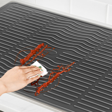 black kitchen accessories