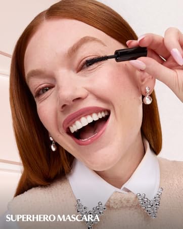 lip gloss lipstick serum confidence it cosmetics neutral glossy