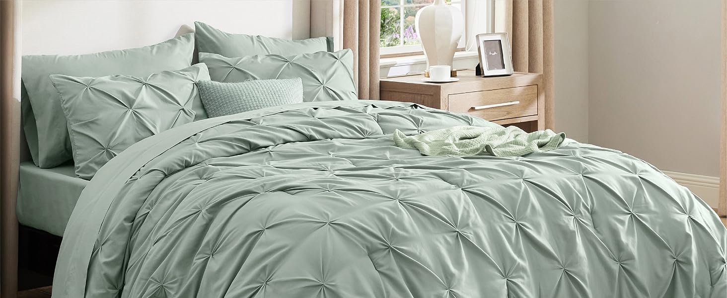 Comforter with Sheets, Pillowcases &amp;amp; Shams 2
