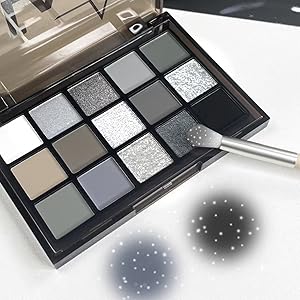 mental Black eyeshadow