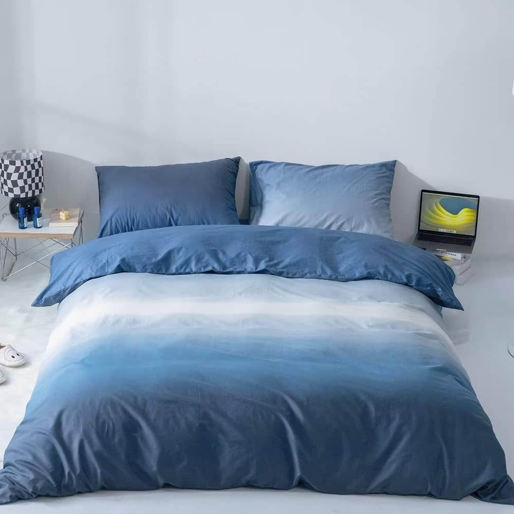 CLOTHKNOW Blue White Queen Comforter Set 3Pcs Blue Gradient Bedding Comforter Sets All Season Soft Ocean Blue Queen Comforter with 2 x Pillowcases