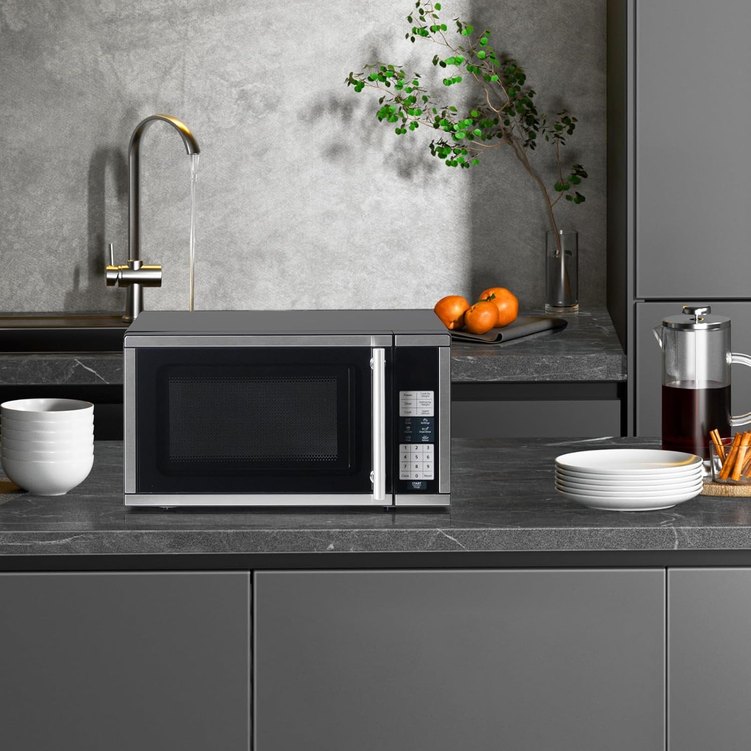 0.7 cu.ft Countertop Microwave Ovens 700 Watts, Small Microwave Oven With LED Lighting,Turntable and Child Lock,Compact Microwave Perfect for Apartments and Dorms,Easy Clean Interior,Black - Image 7