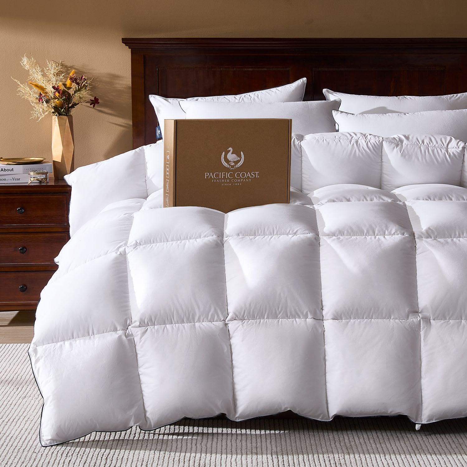 Pacific Coast Goose Feather Down Comforters King Size, 100% Cotton Extra Fluffy White Duvet Insert, Soft, Breathable, All Season Hotel Luxury Bedding Comforters, 8 Corner & Center Loops (106″x90″)