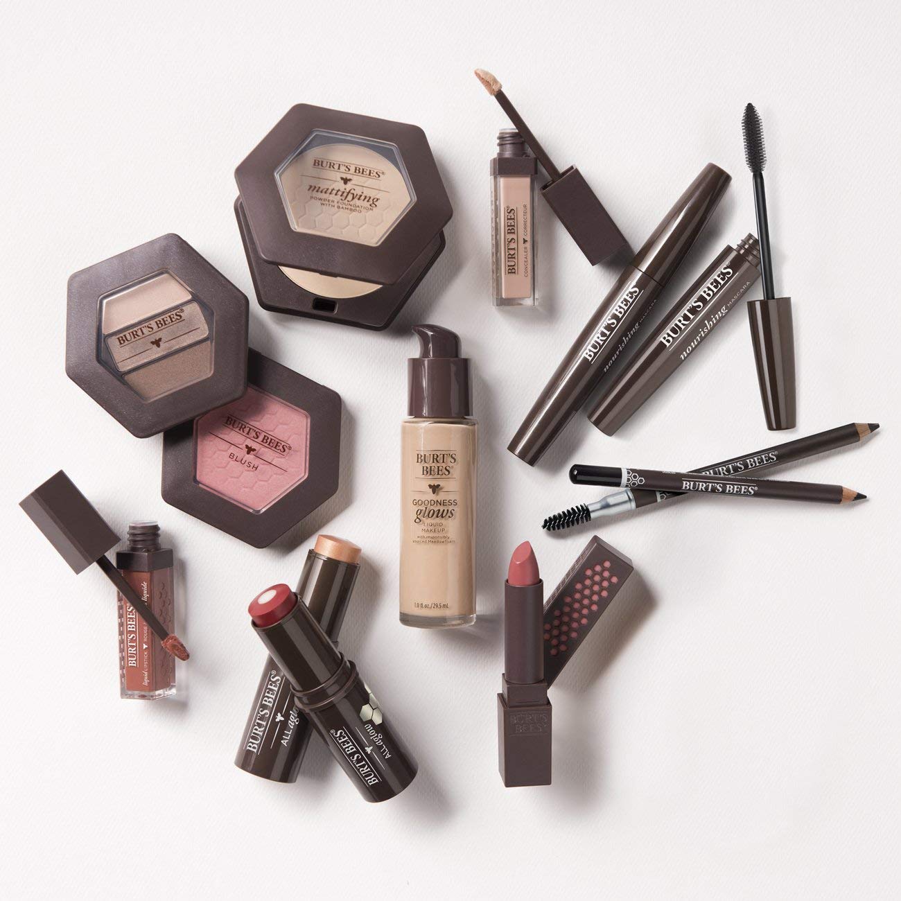 Burt’s Bees 100% Natural Nourishing Mascara, Classic Black - 0.4 Ounce - Image 9