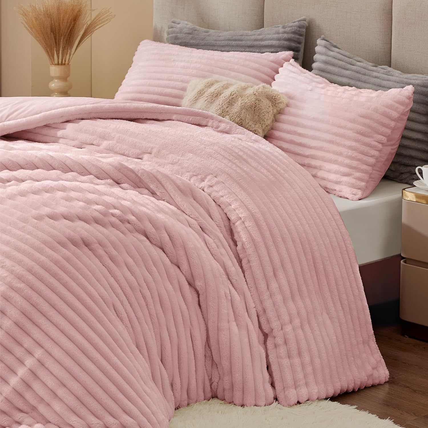 BEDELITE Fleece Queen Comforter Set -Super Soft & Warm Fluffy Pink Bedding, Luxury Fuzzy Heavy Bed Set for Winter with 2 Pillow Cases - Image 6