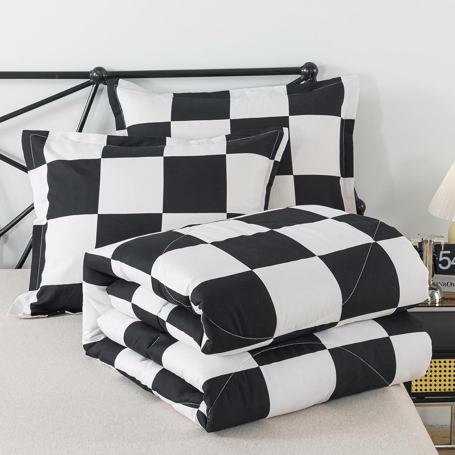 Caressma Black White Plaid Comforter Set, Buffalo Checkered Comforter Bedding Set Twin Size for All Seasons, Farmhouse Soft Microfiber Comforter with Pillowcase - Image 7