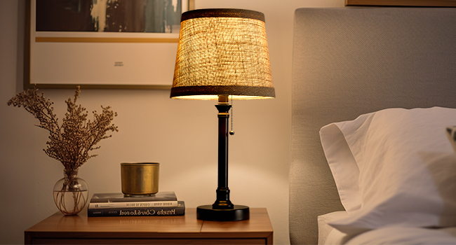 Table lamp