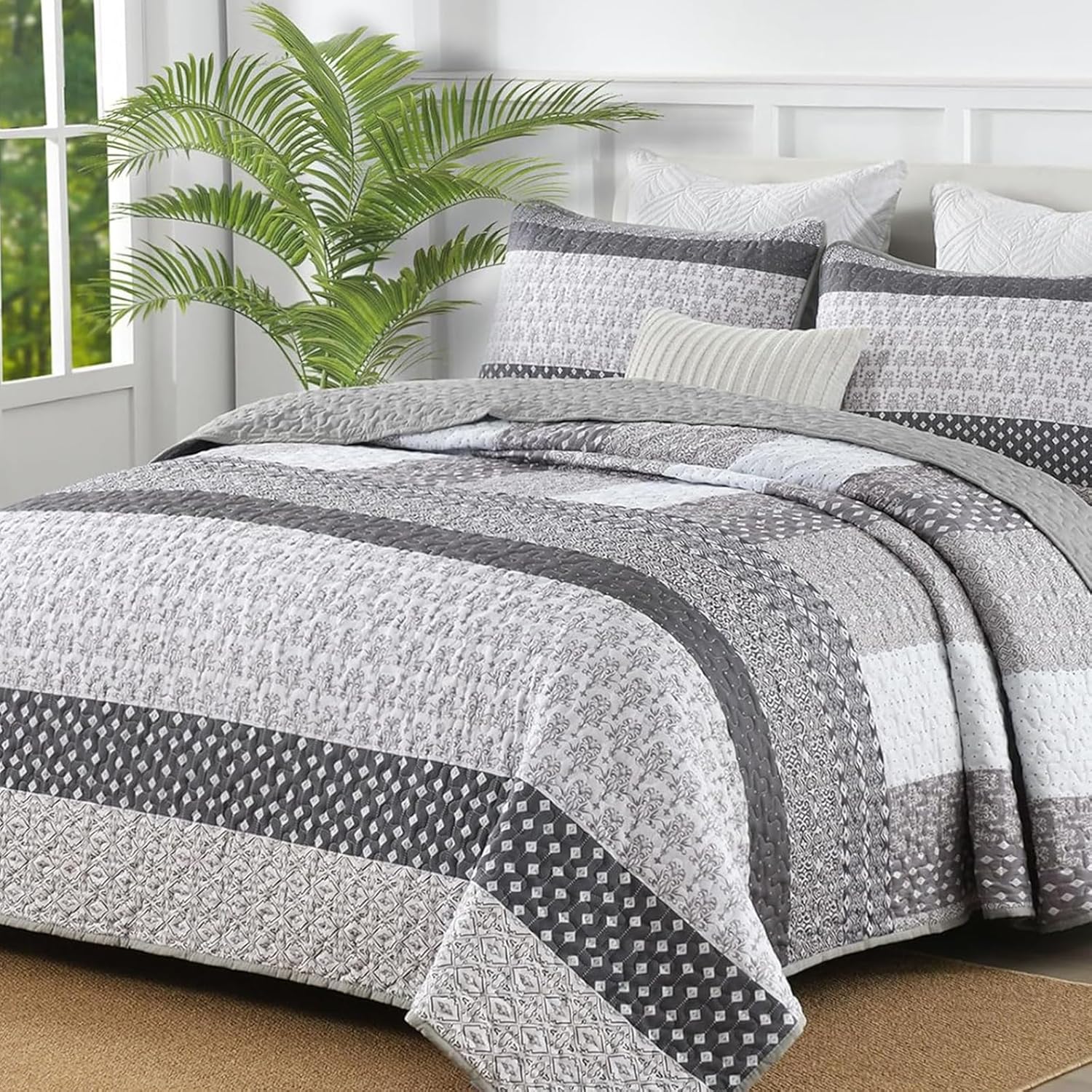 WONGS BEDDING Grey Quilt Queen Size, Bohemian Stripe Quilt Sets 3 Pieces Gray Boho Quilted Bedspread Set Lightweight Microfiber Coverlet Bedding Set All Season (96″x90″)
