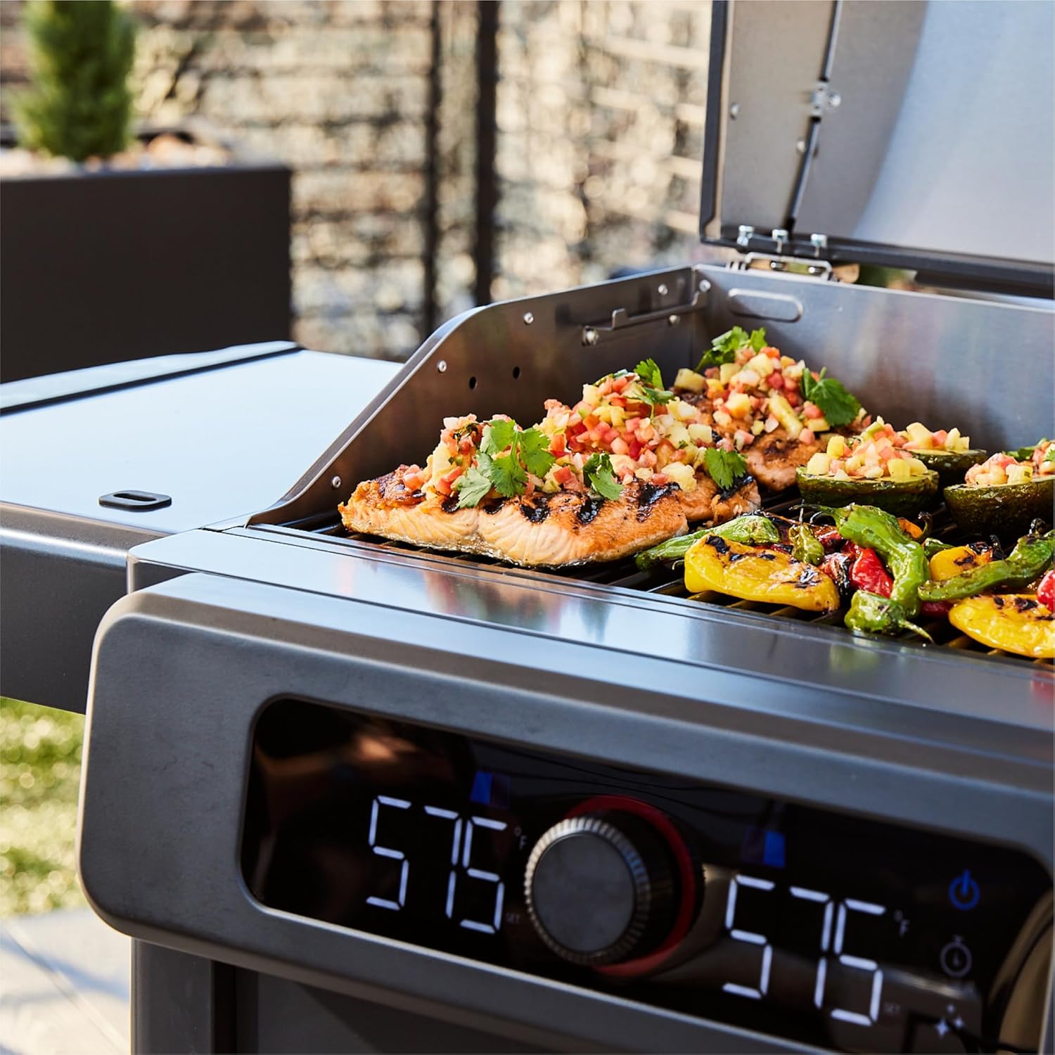 Current Model G Dual Zone Grill, Smart Electric Outdoor Grill with 200°F to 700°F Range for Searing & Roasting, Digital Precision, Independent Heat Zones, Apartment-Friendly & Weather-Resistant - Image 4