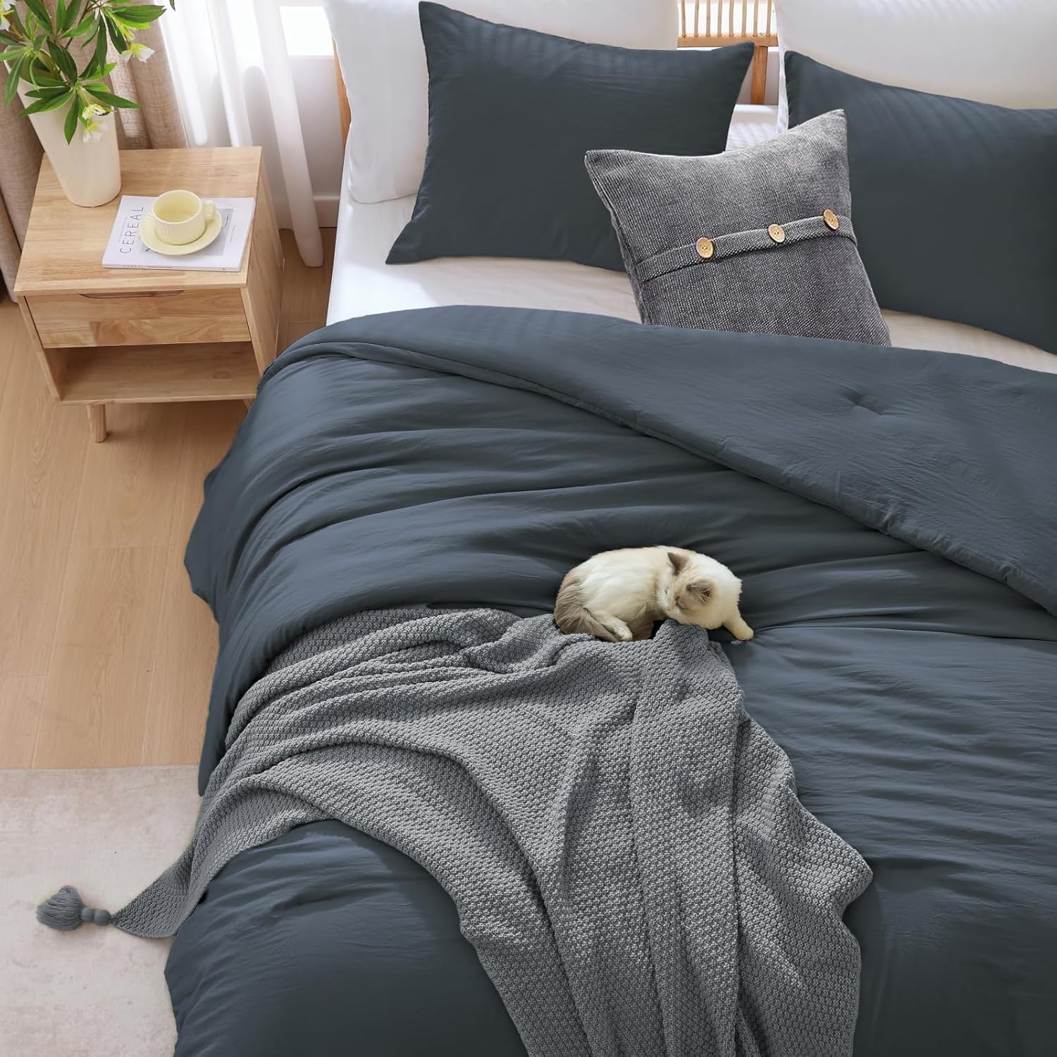 WRENSONGE Queen Comforter Set - 3 Pieces Prewashed Blue Grey Comforter Soft Lightweight for All Seasons,Down Alternative Comforters Queen Size with 2 Pillow Shams - Image 7