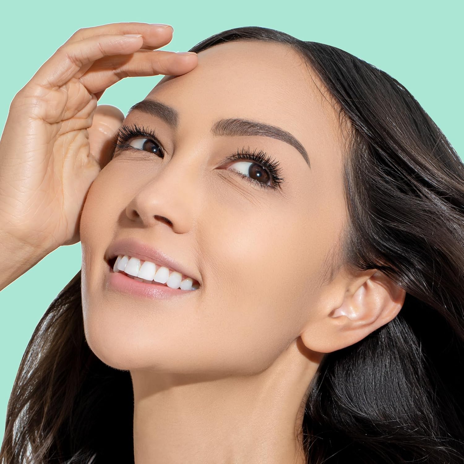 wet n wild Enhance and Define Megawear Mascara, Gentle Gel Volumizing Formula that Promotes Full & Healthy Lashes, Enriched with Soy Protein & Panthenol, Cruelty-Free & Vegan - Black - Image 3