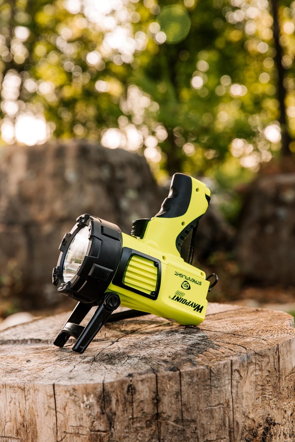 Streamlight 44911 WayPoint 400 Rechargeable 1400-Lumen Long Range Pistol-Grip Spotlight with 120V AC Charger and Polymer Holder/Mount, Black - Image 7