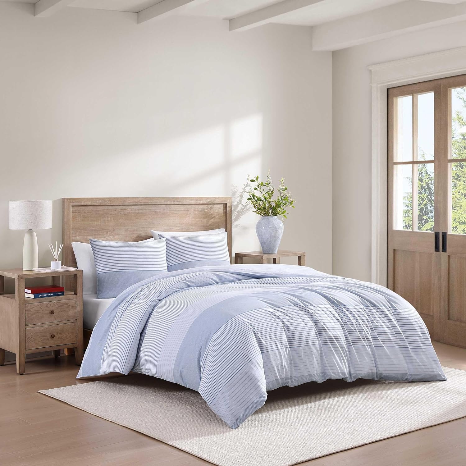 Tommy Hilfiger - King Comforter Set, Super Soft Bedding with Matching Sham, Breathable Bed Essentials (Modern Stripe White, King) - Image 2