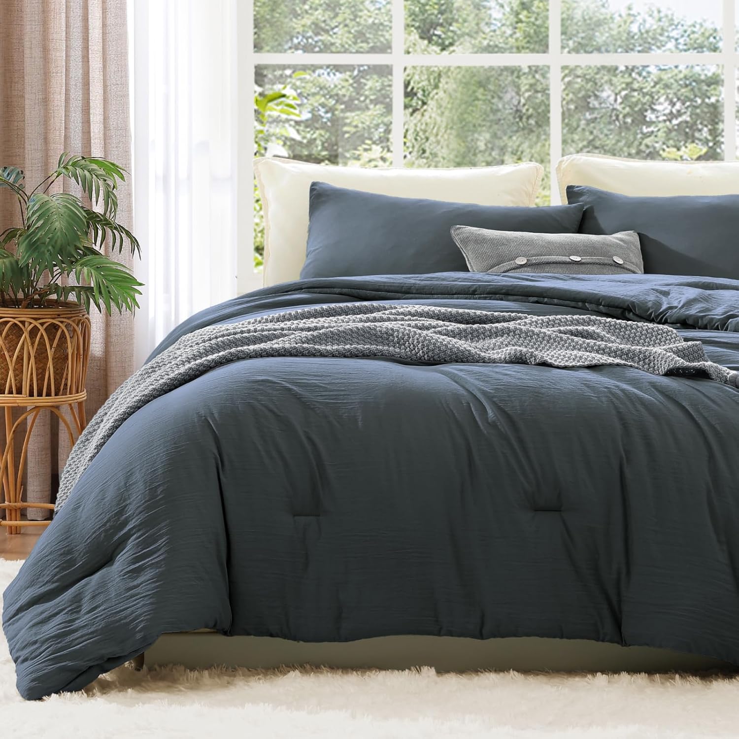 WRENSONGE Queen Comforter Set – 3 Pieces Prewashed Blue Grey Comforter Soft Lightweight for All Seasons,Down Alternative Comforters Queen Size with 2 Pillow Shams