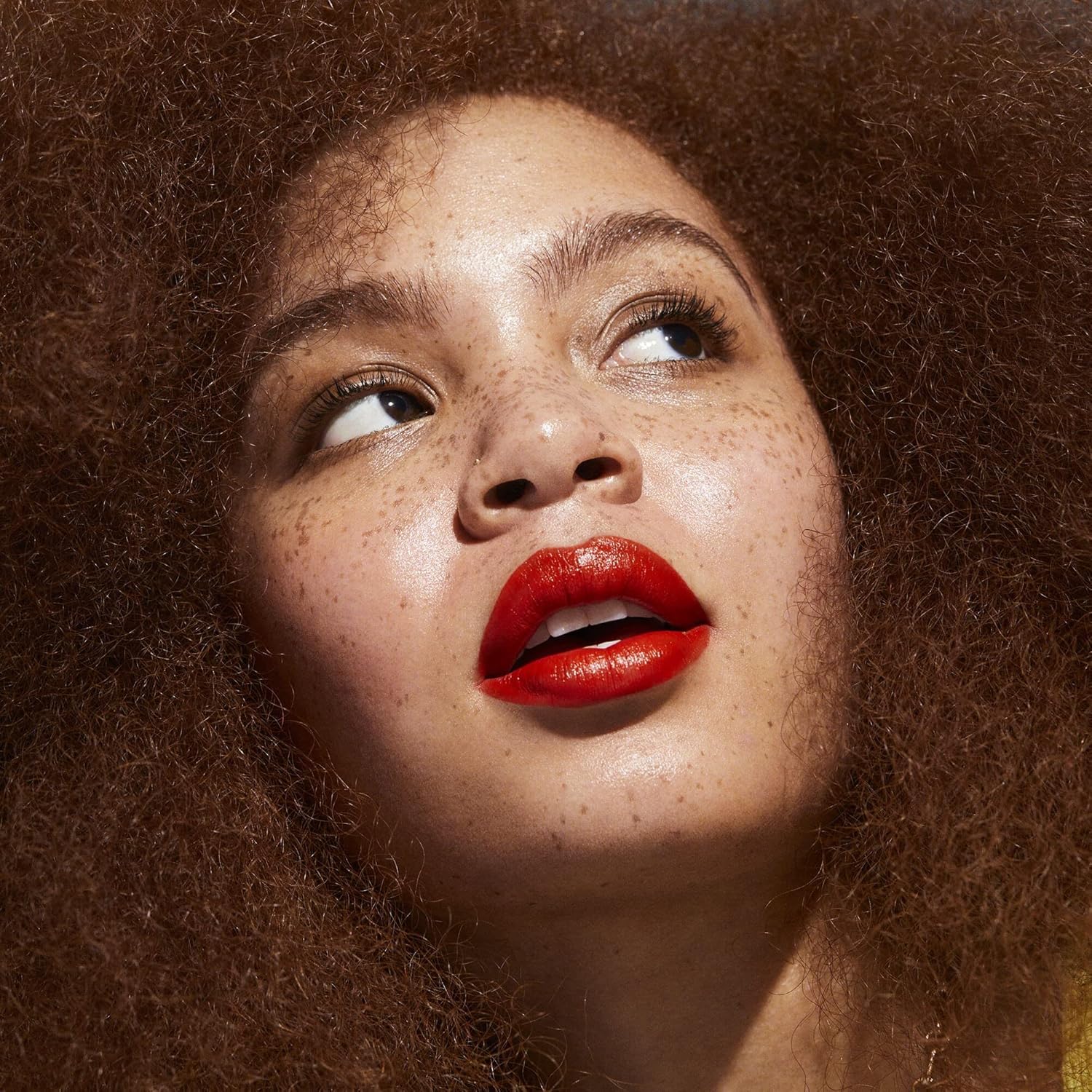 Well People Expressionist Clear Brow Gel, Lightweight Gel For Taming & Nourishing Your Brows, Creates A Natural-Looking Finish, Vegan & Cruelty-free - Image 4