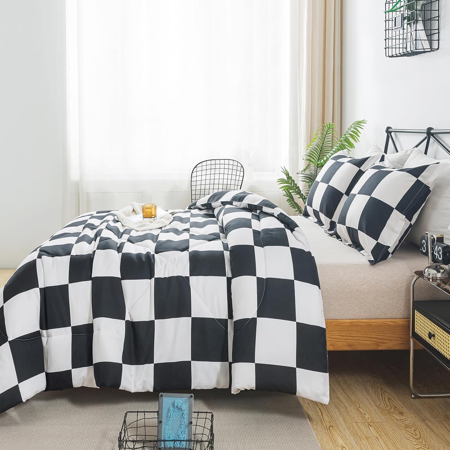 Caressma Black White Plaid Comforter Set, Buffalo Checkered Comforter Bedding Set Twin Size for All Seasons, Farmhouse Soft Microfiber Comforter with Pillowcase - Image 4