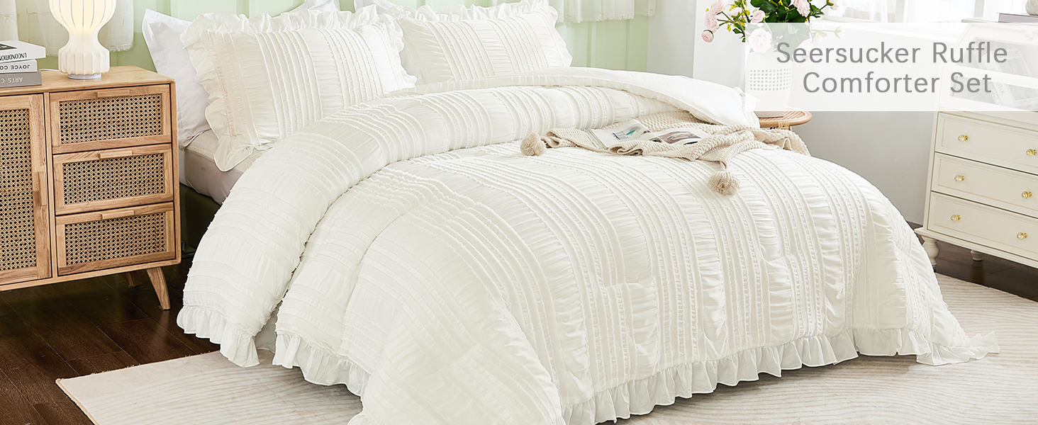 Seersucker Ruffle Comforter Set