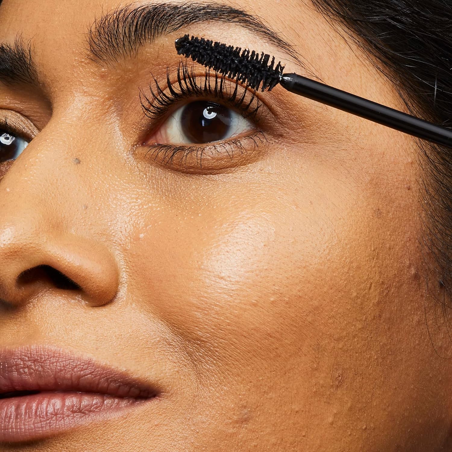 No7 Stay Perfect Mascara – Smudge-Free, Long-Lasting Volume Up to 24 Hours with Straight Brush – Rain & Tear-Proof (7ml) - Image 3