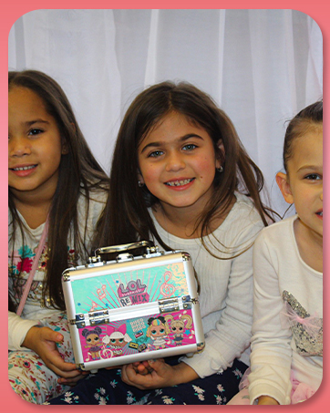 Townley Girl brand story, makeup set for kids, kids cosmetics, kids friendly makeup, non toxic makeu